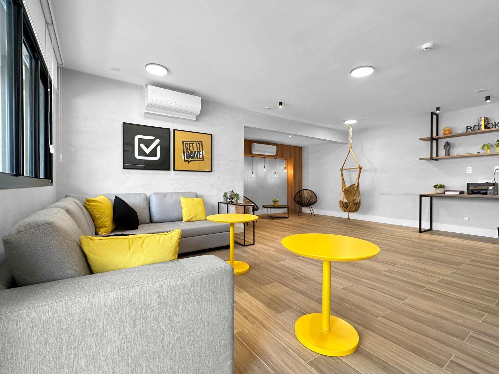 Apartamento Air Conditioning Modern Kitchen Balcony *