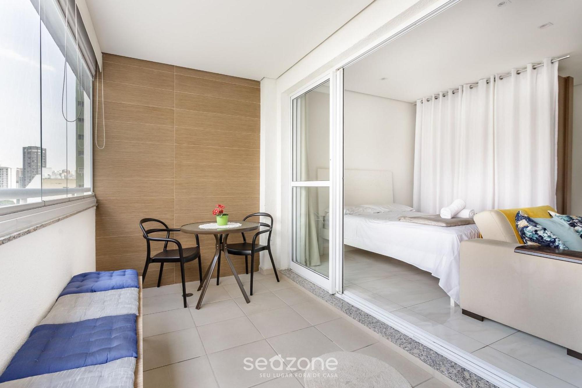 Apartamento C/ Piscina Proximo A Catedral Da Se Cgf135 *