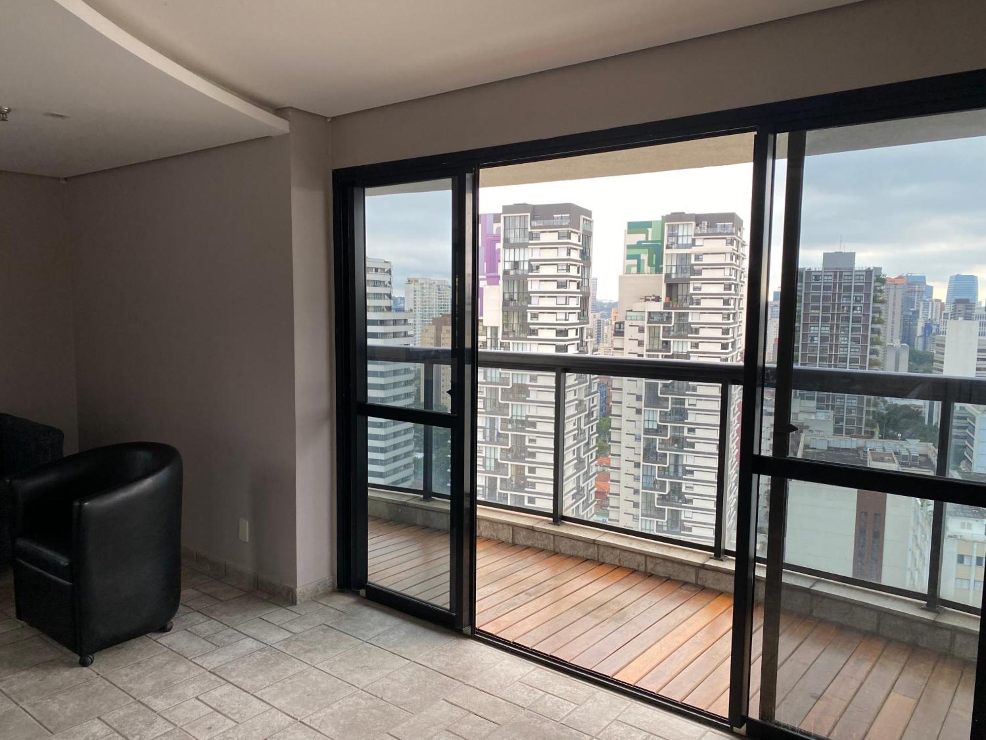 Em Com Cozinha - Ideal Familias Aparthotel