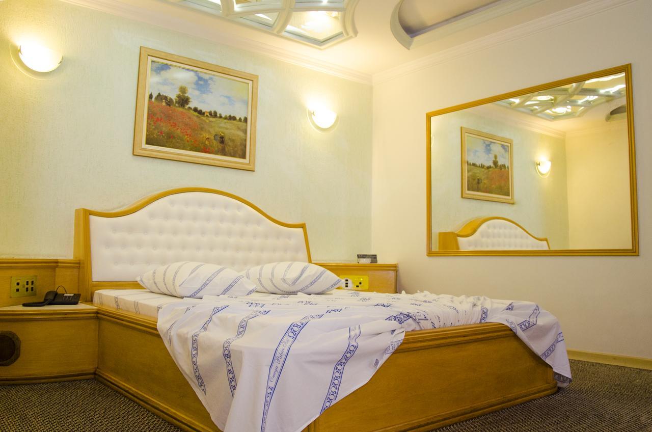 Hotel Omega Palace 3*