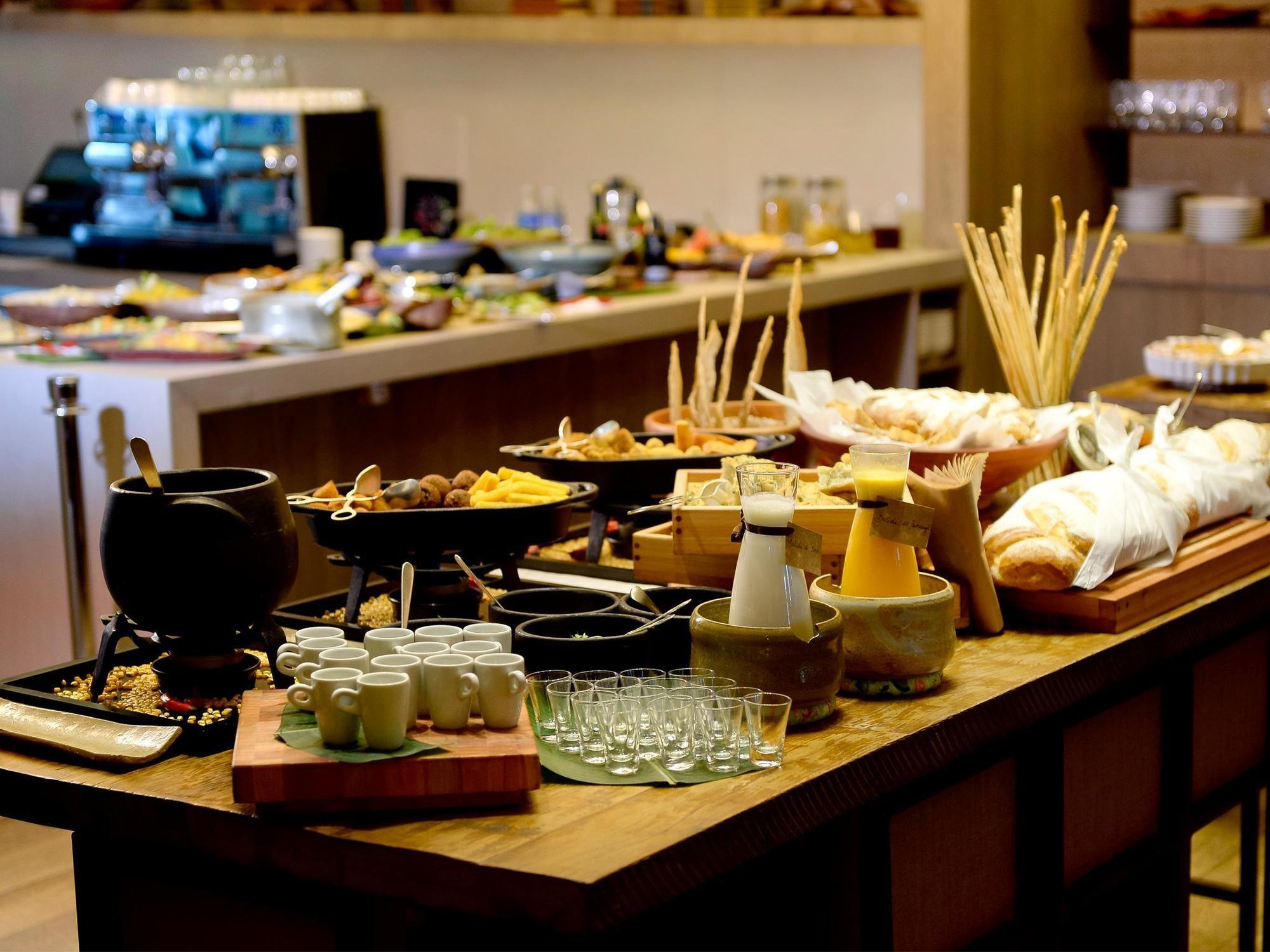 Grand Hyatt Hotel