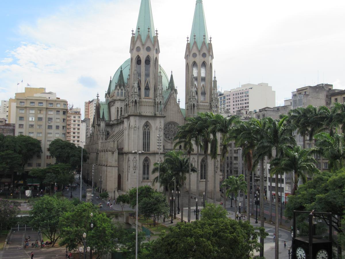 Moraes: Near 25 De Março And Sampa Sky Hotel Sao Paulo