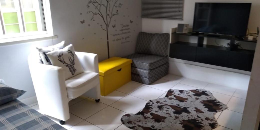 Metro Anhangabau - Otima Localizacao Apartamento *