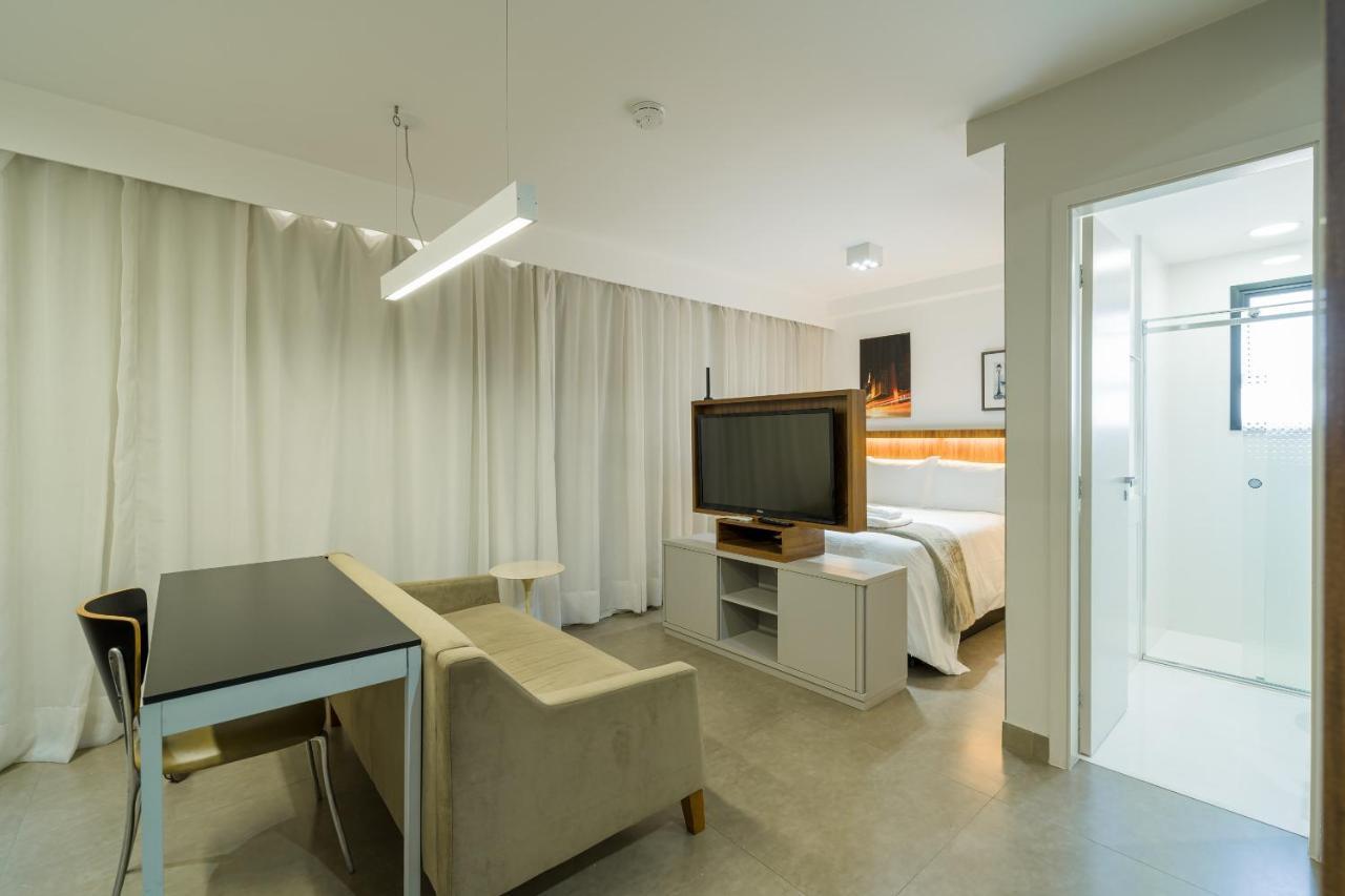 Living Design Madalena Apartment *