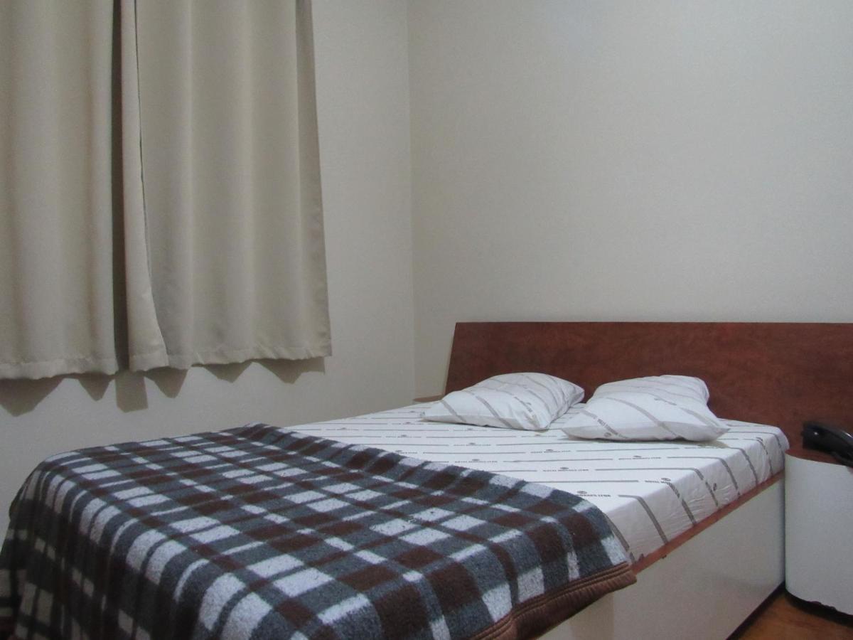 Moraes: Near 25 De Março And Sampa Sky Hotel Sao Paulo