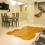 OBA SANTANA - Quartos e Suítes - Privativos