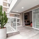 Apartamento estiloso com terraço privativo - Jardim Paulista