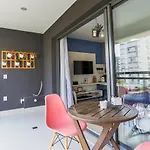Studio Vila Madalena com Piscina Climatizada