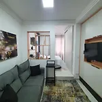 Belíssimo studio nos Jardins, próximo ao metrô e Hospital das Clínicas