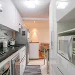 BHomy Campo Belo Varanda e clima de casa KA36