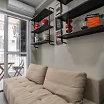 BHomy Bela Vista Moderno com varanda Y804B