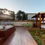 Becas House