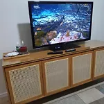 Apartamento com jeito de casa recém-reformado