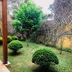 Casa charmosa na Granja - espaço gourmet e wifi