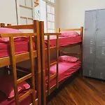 Grande Familia Hostel Av Paulista