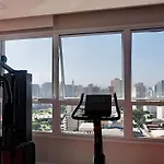 Estúdio a 3 minutos do metrô, hospitais e universidades da Liberdade