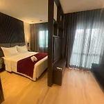Suite Inside Hotel Blue Tree Jardins