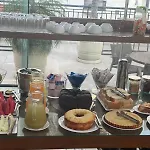 Upper Hotel