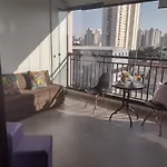 Lindo Studio no bom Retiro prox ao anhembi Sambodromo com wifi