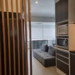 Studio Mobiliado, Com Garagem, 50M Metro Brooklin, Proximo Shopping Morumbi Em Sp