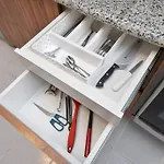 Lindo Apartamento Com 3 Quartos E Sacada Na Liberdade