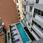 Apartamento Na Bela Vista Com Piscina