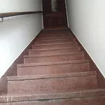 Quarto Proximo A Liberdade E Estacoes De Metro
