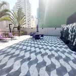 Tem Tudo Piscina Academia Sauna Squash