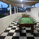 Ótima casa com piscina em Praia Grande