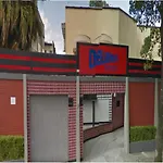 Deliriu\'S Motel (Adults Only)