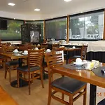 Flat luxuoso no centro comercial Faria Lima