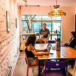 Hostel Alice e Padoca Vegan