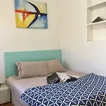 Linha Ouro Hostel