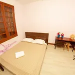 OBA 18 - QUARTO CASAL no BAIRRO DA LIBERDADE