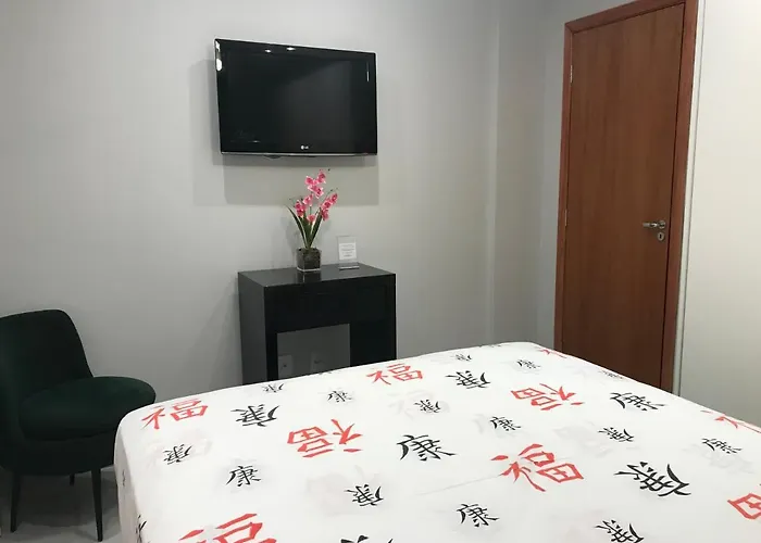 Liberdade 1 QT + Sofá Cama - 200m Metrô. Novo!