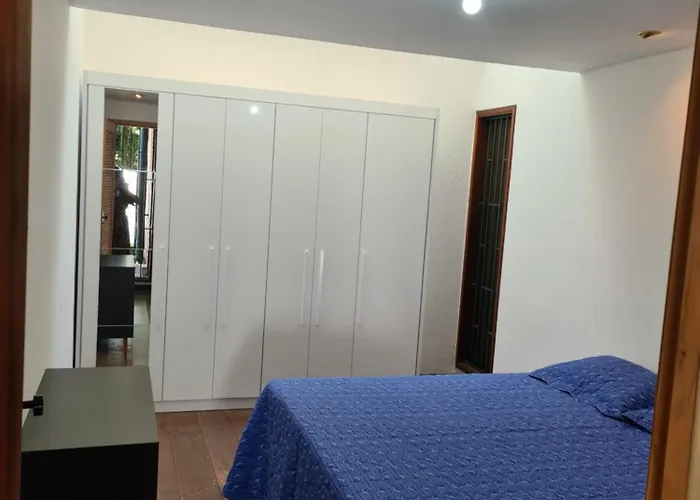 Quarto Santo Amaro, Consulado Americano Metro Borba Gato