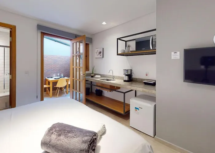 Apartamento 1 Pinheiros, Localizacao Excelente