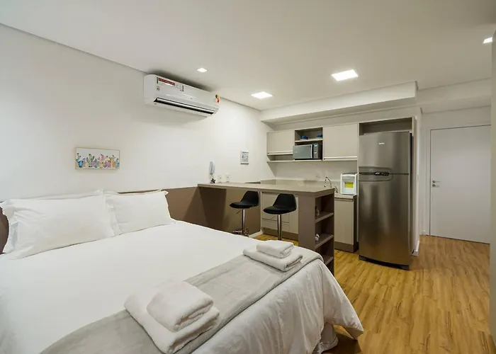 Bhomy Bela Vista Com Ac Proximo Centro Apm1610