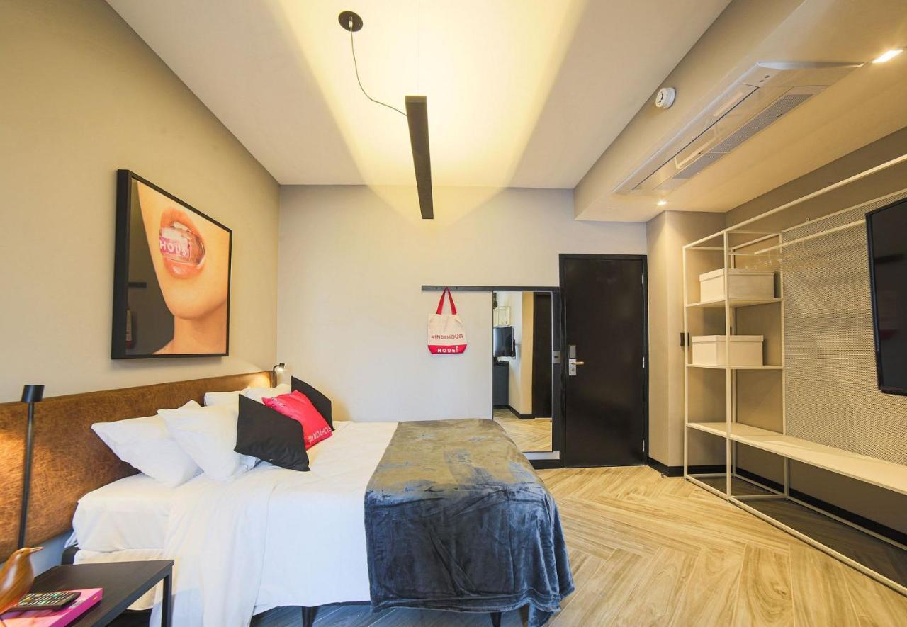 Housi Bela Cintra Apartment