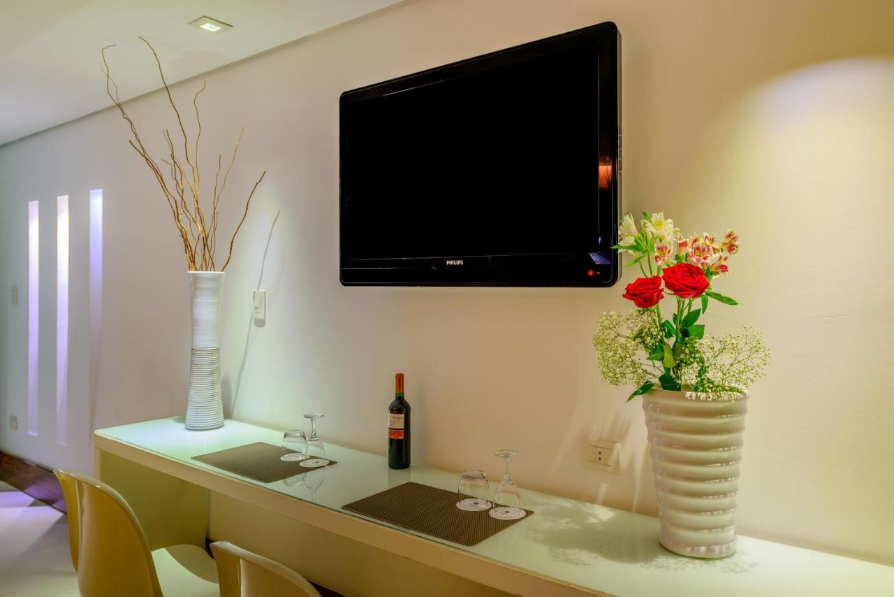 Apple (adults Only) Hotel do amor