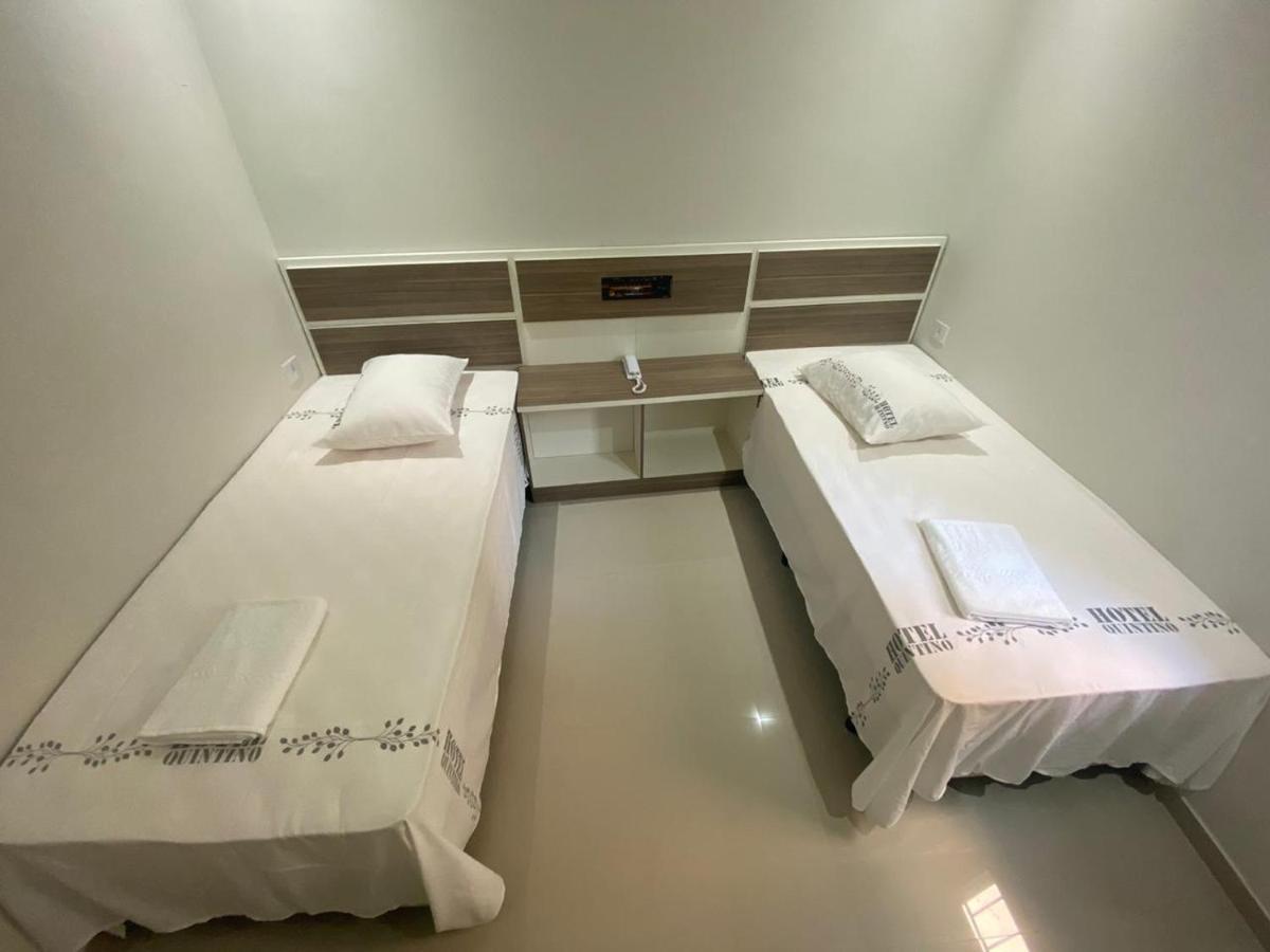 Hotel Quintino - Metro Se -localizado No Coracao De Proximo Ao Bras E 25 De Marco Com Estacionamento No Local Gratis São Paulo