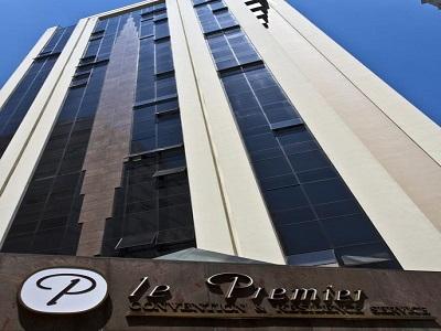 Le Premier Hotel 4*