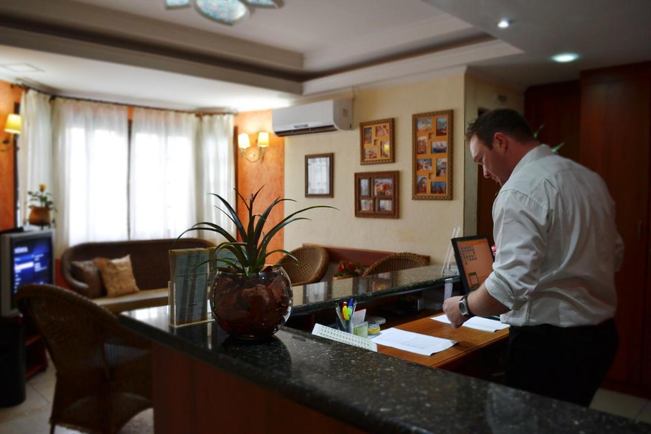 Hotel Valparaíso - Metrô Paraíso e 800m da Av Paulista 2*