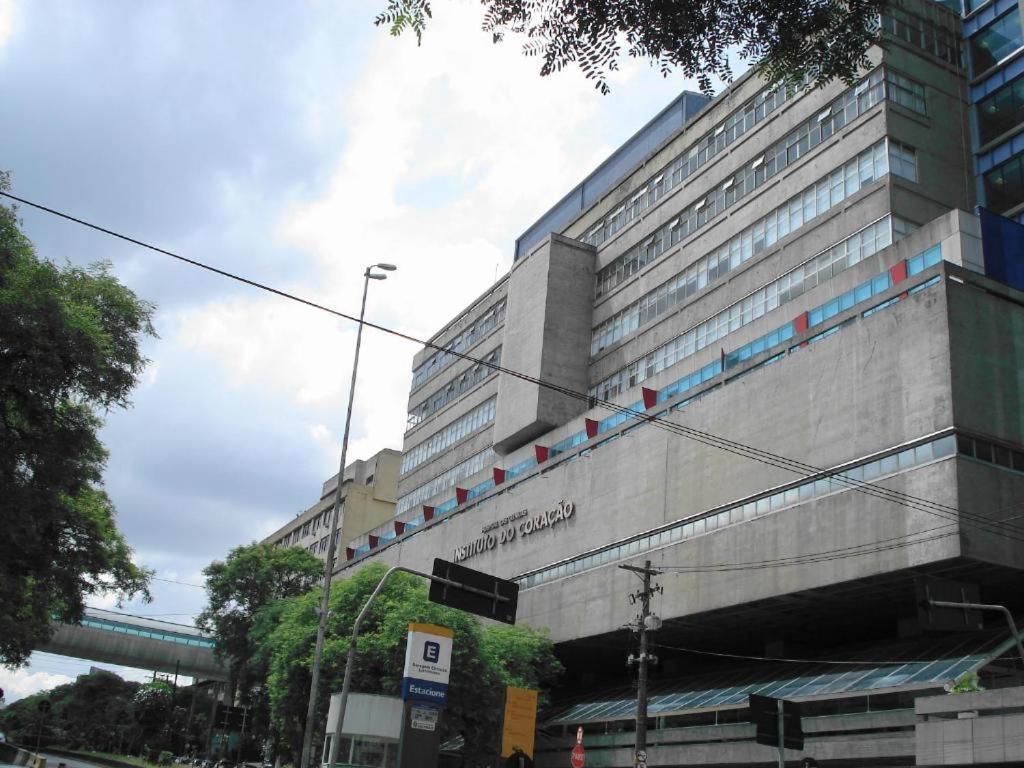 Hotel Pousada Clinicas Jardins West *