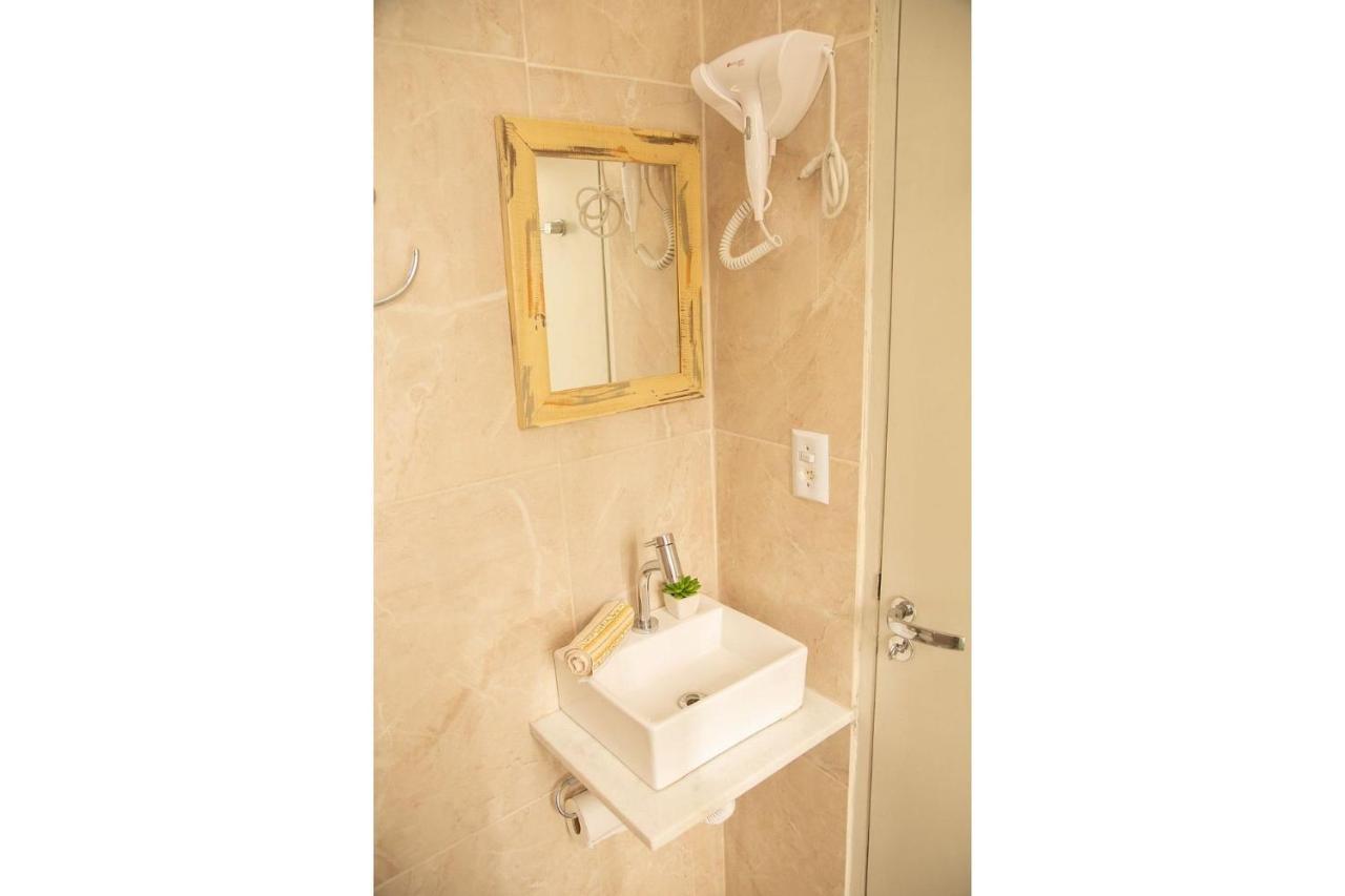 Casa de hóspedes Oba Santana - Quartos E Suites - Privativos *