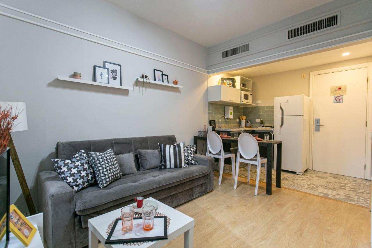 Flat Jardins, excelente localização ! Apartamento São Paulo