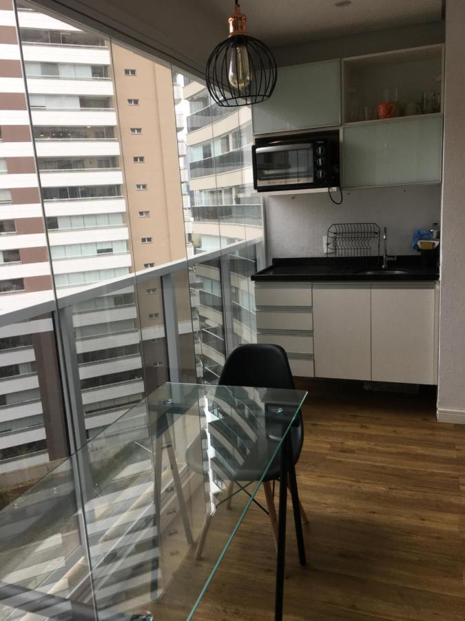Apto Clean Berrini 8 * São Paulo