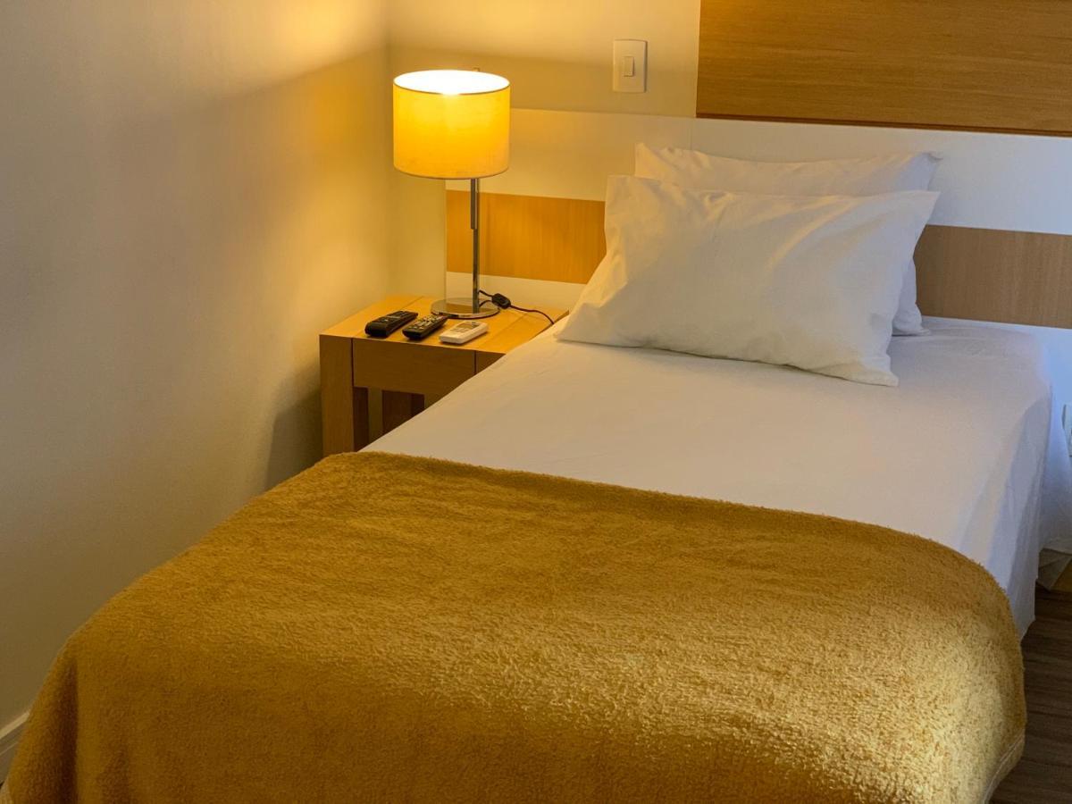 Proximo Do Aeroporto Com Garagem E Internet Apartment *