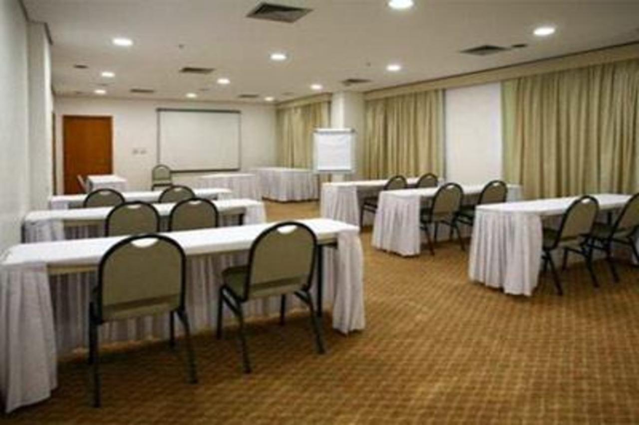 Astron Riema Saint Charbel 3*