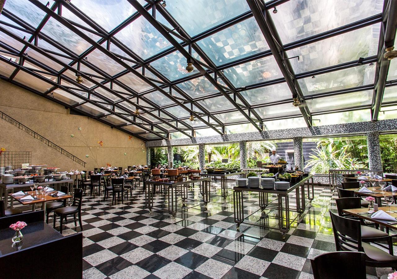 Estanplaza Funchal Faria Lima 4*